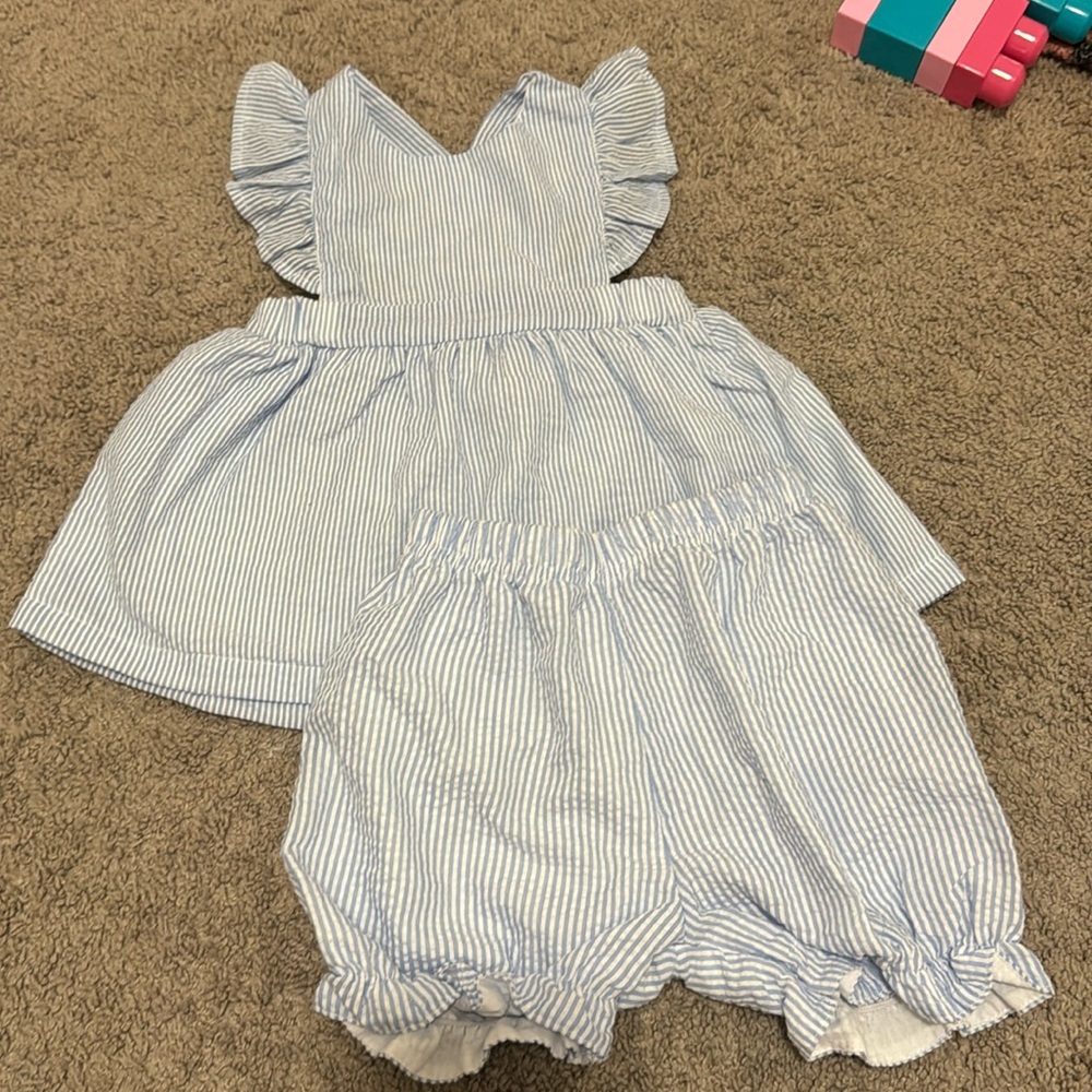 Stitchy fish outfit set